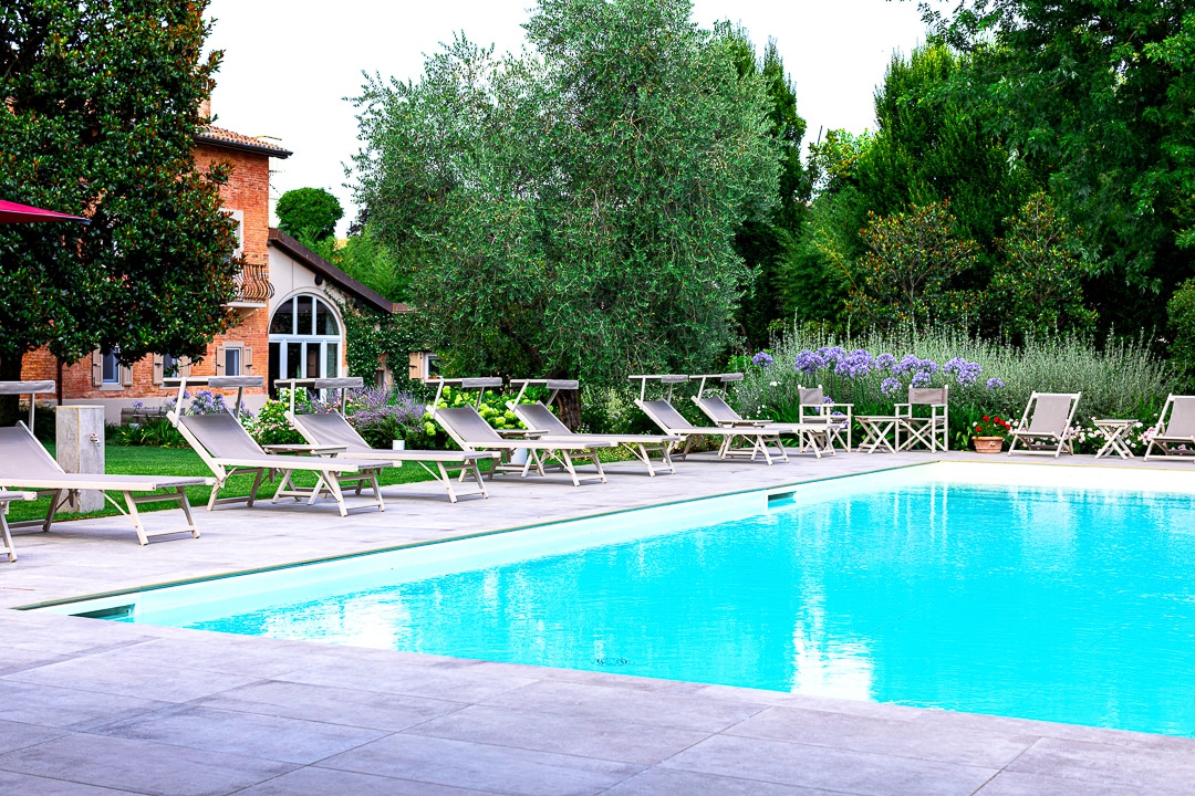 Dedans portamenu Mulino Relais piscina