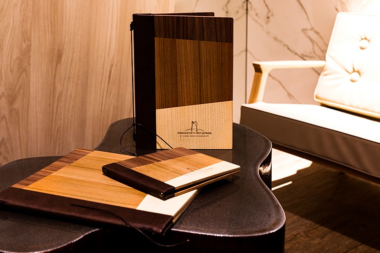 Porta Menu A5 Dedans Alessandro Borghese